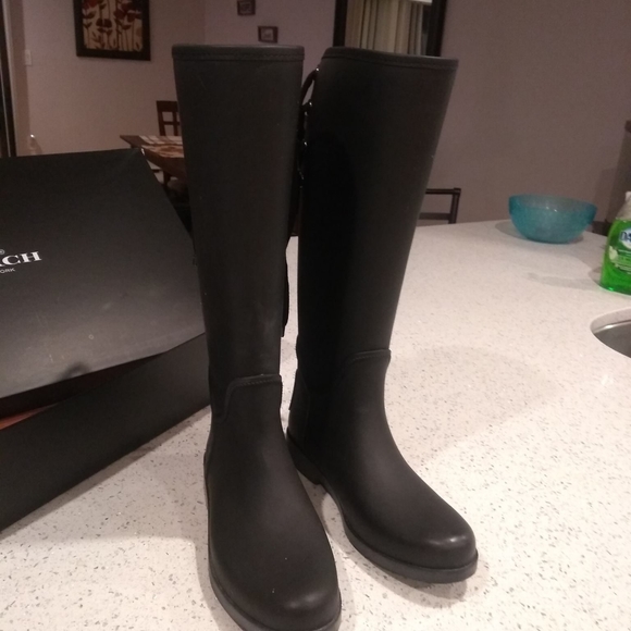 Coach rainboots - Picture 1 of 4